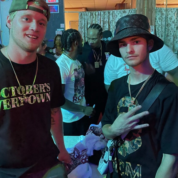 Meet your Posher, Austin - Picture 1 of 1